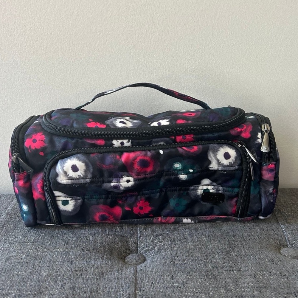 Lug Trolley Cosmetic Case